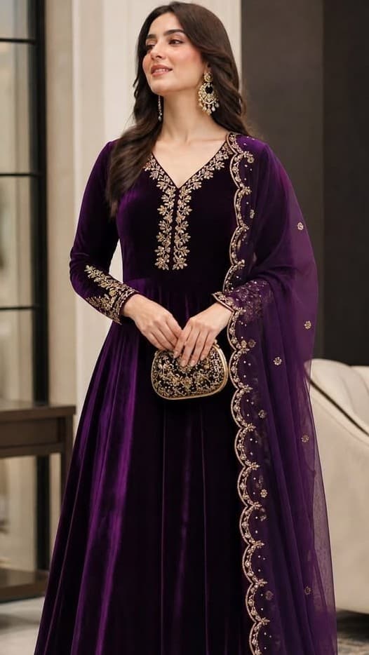 Sitara Embroidered Bridal Dress thumbnail 2
