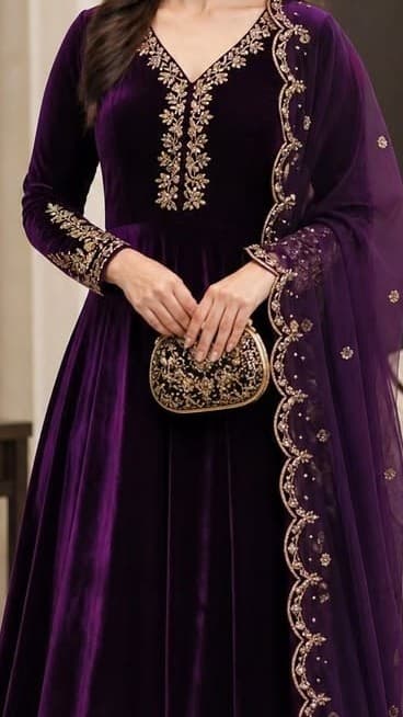 Sitara Embroidered Bridal Dress thumbnail 3