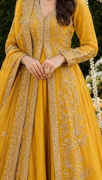 Badshah Begum Handcrafted Bridal Dress thumbnail 3