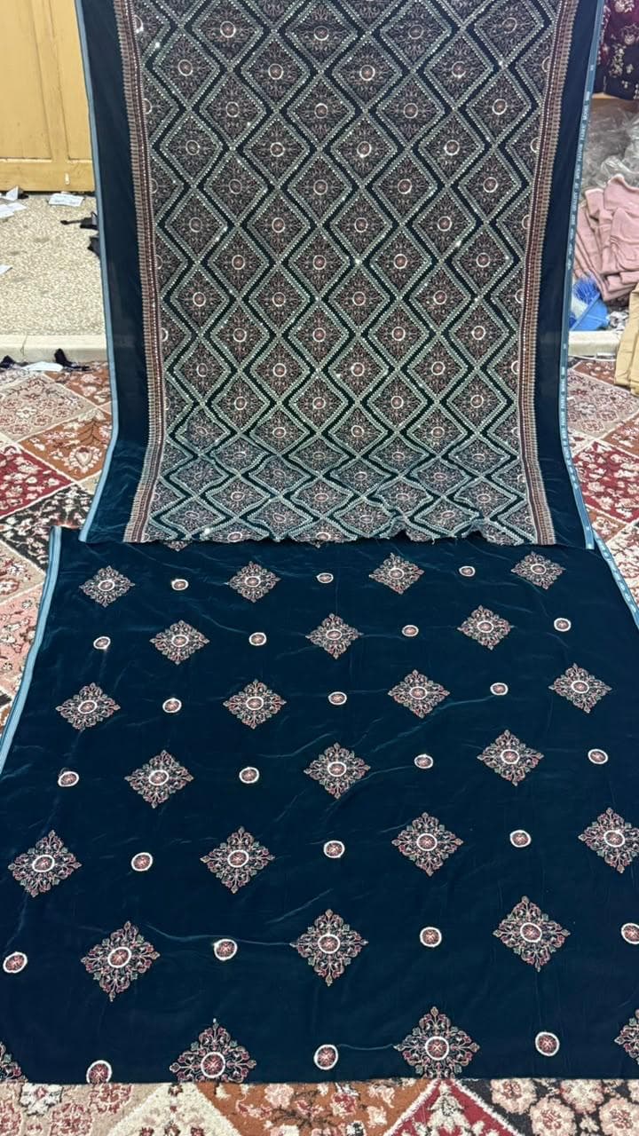 Dhanak Handcrafted Velvet Ensemble thumbnail 2
