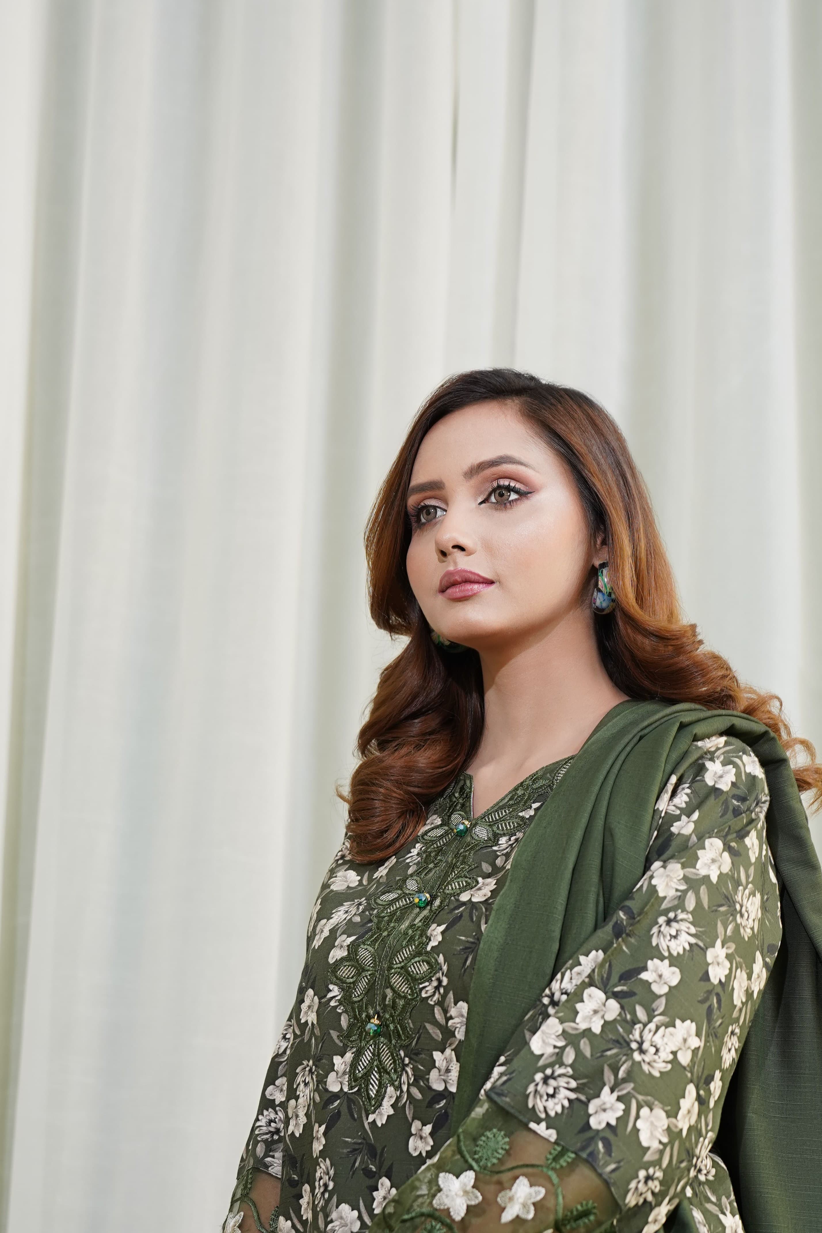 Alizah Embroidered Suit thumbnail 2