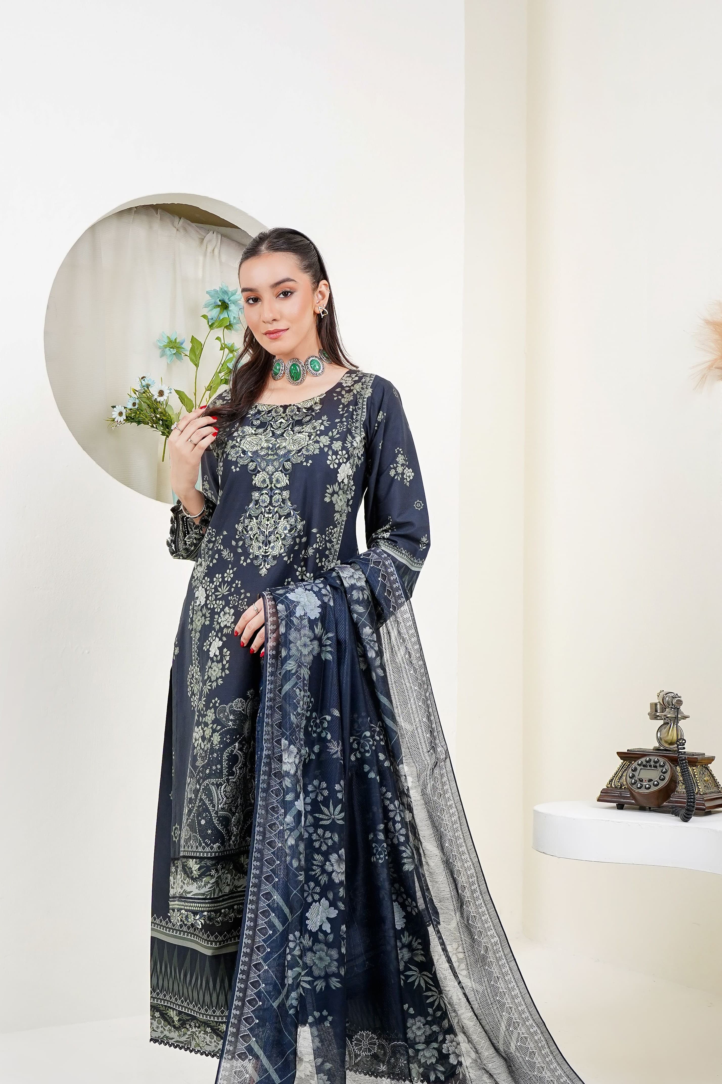 Zehra Handcrafted Suit thumbnail 2